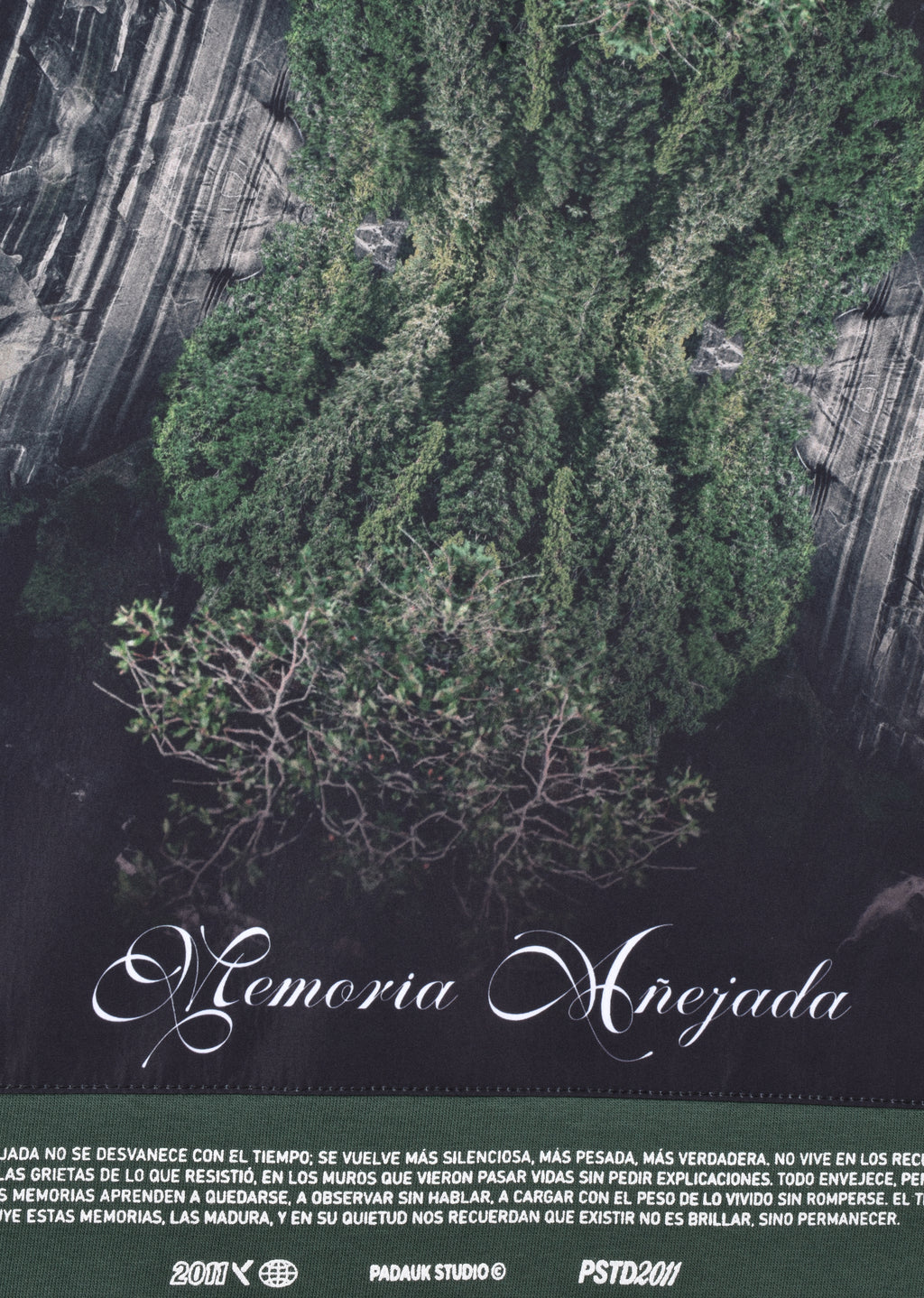 PRINTED PATCH OVERSIZE HOODIE