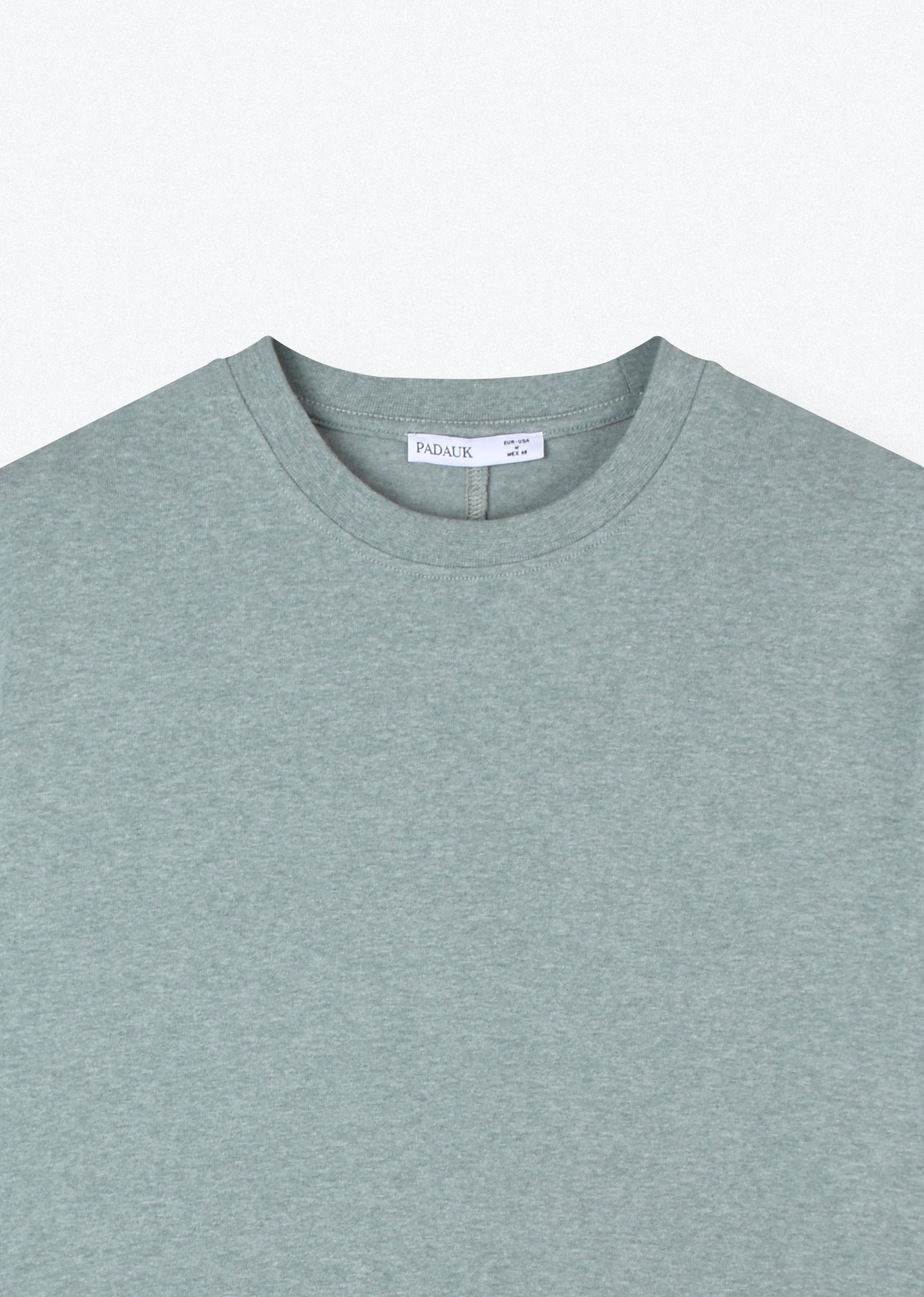 BASIC BOXY-FIT T-SHIRT