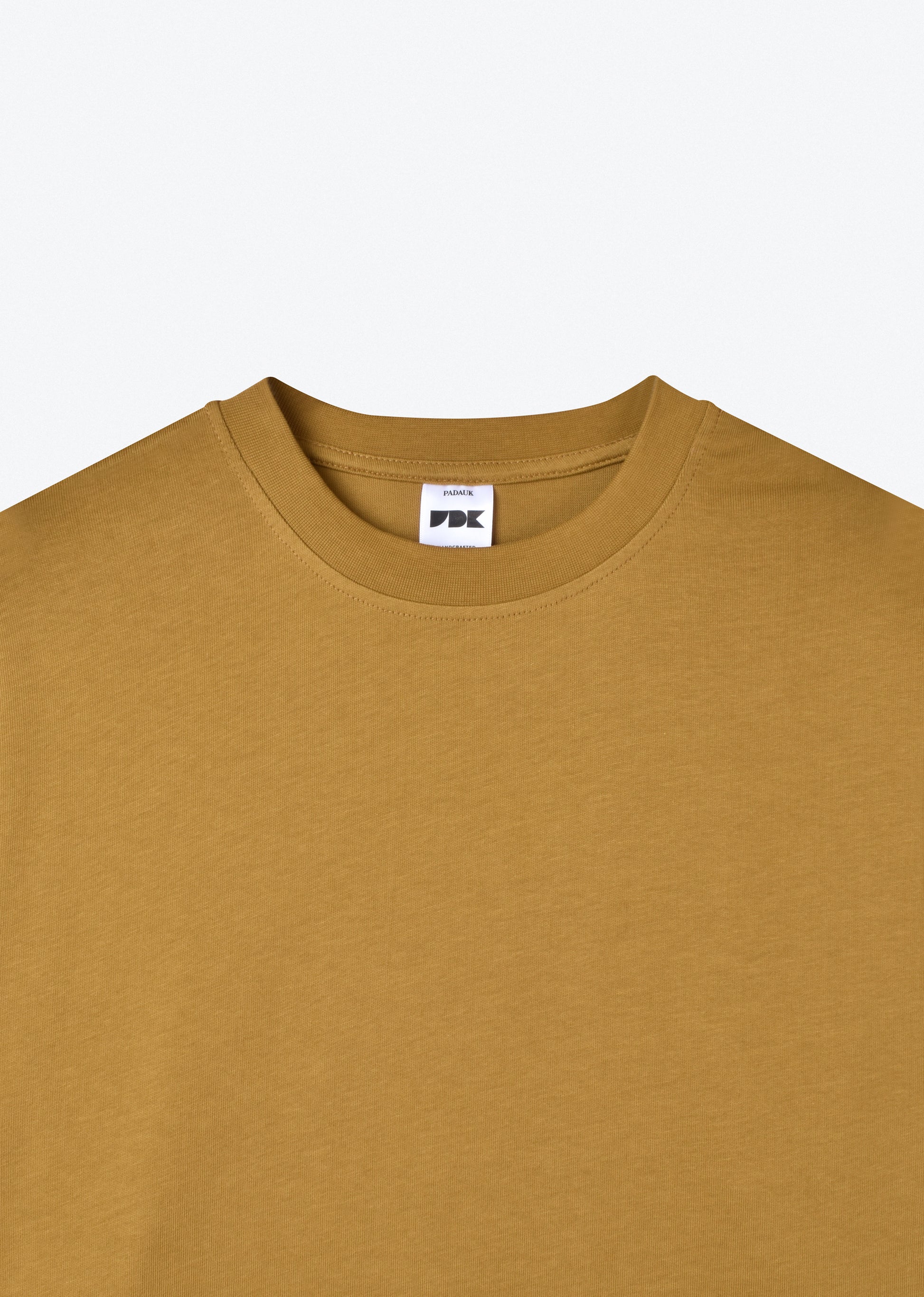 BASIC HEAVYWEIGHT T-SHIRT