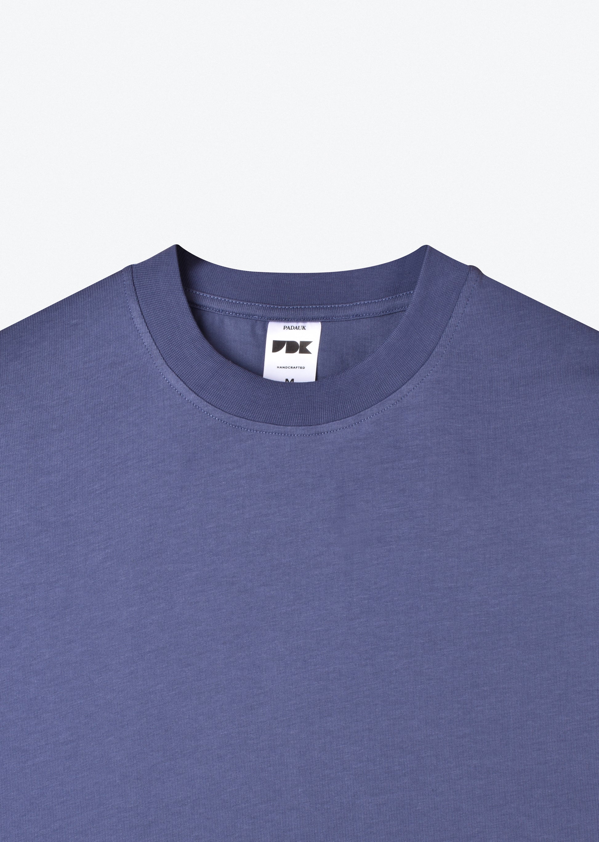 BASIC HEAVYWEIGHT T-SHIRT