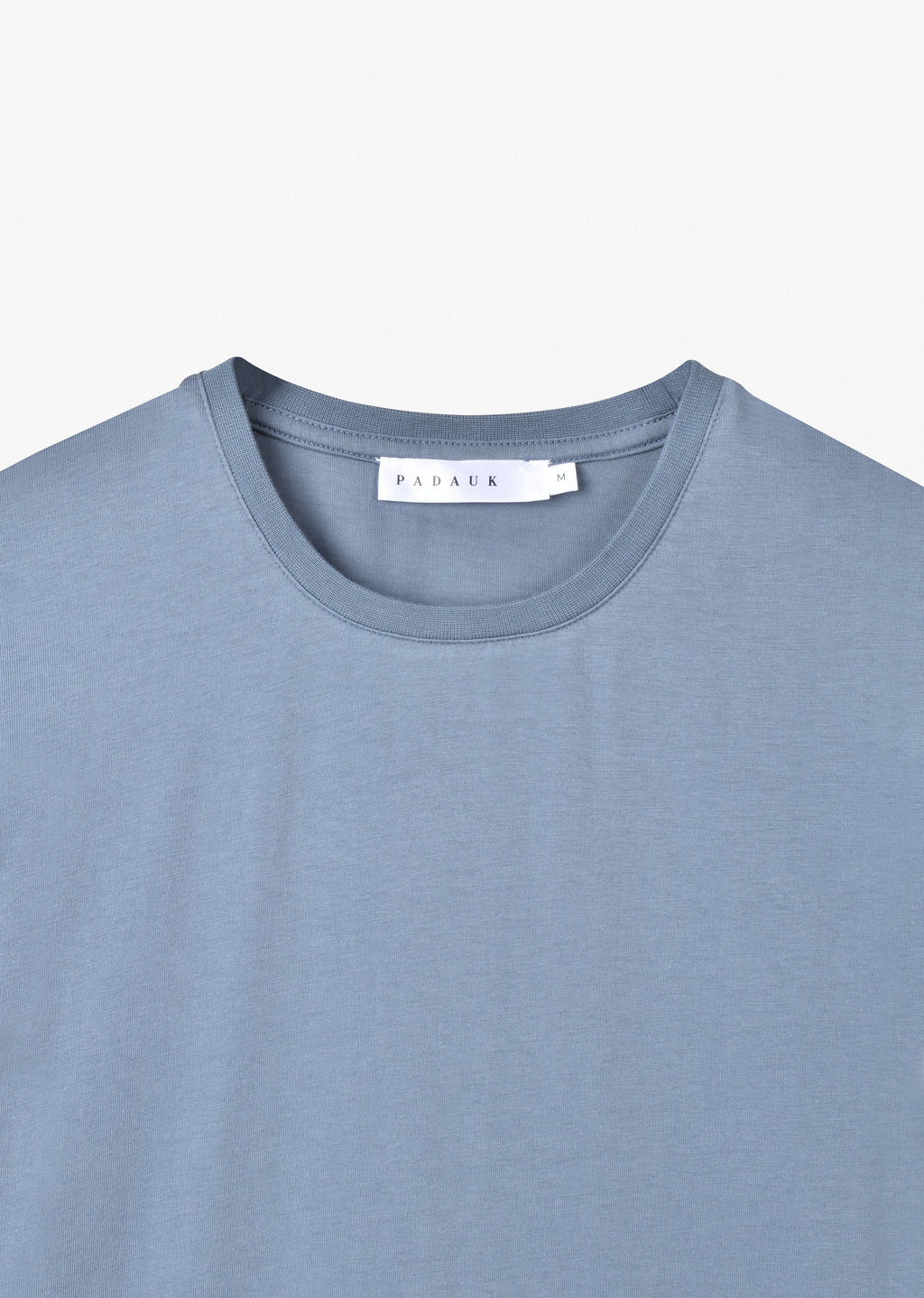 BASIC SLIM-FIT T-SHIRT