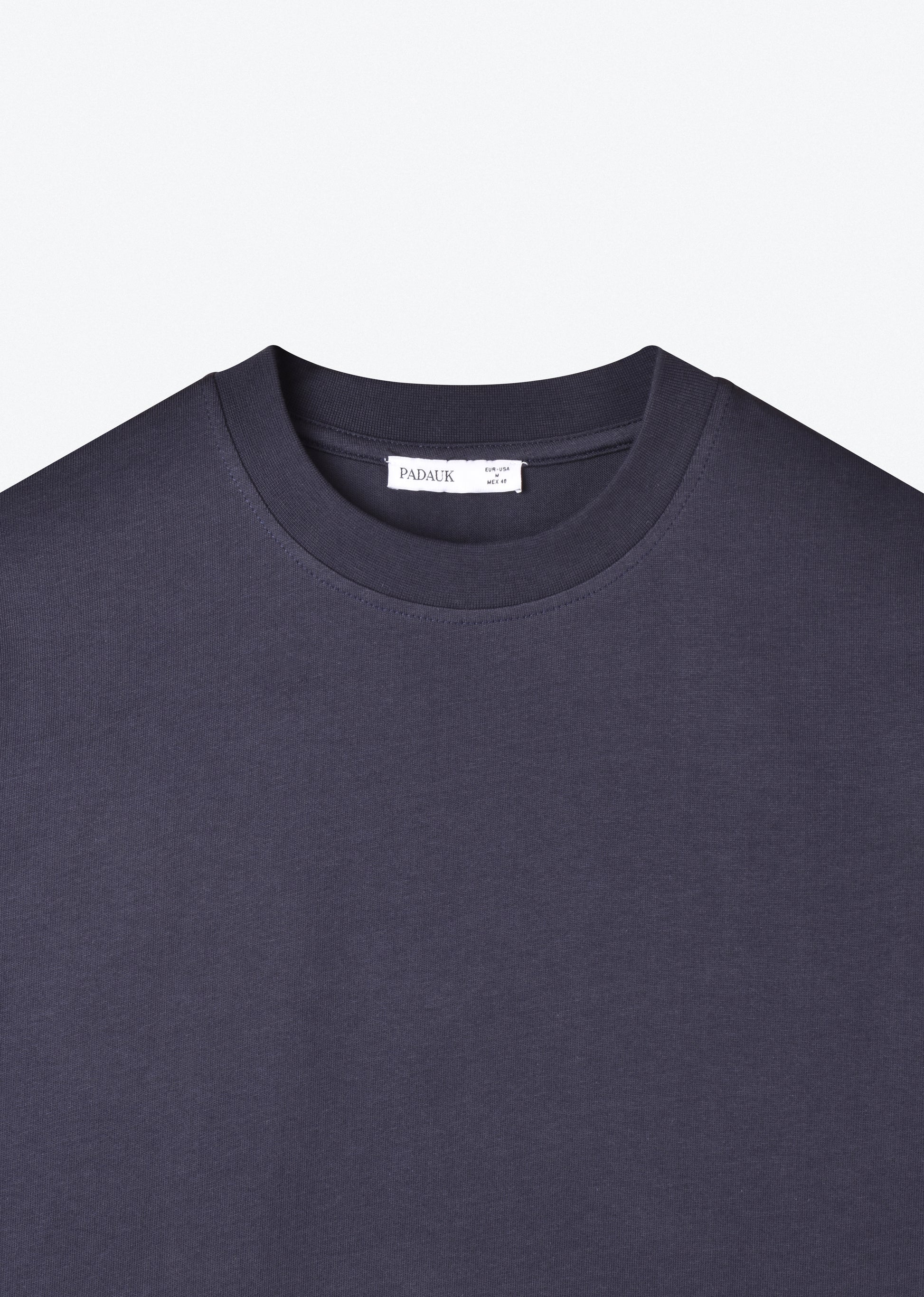 BASIC HEAVYWEIGHT T-SHIRT