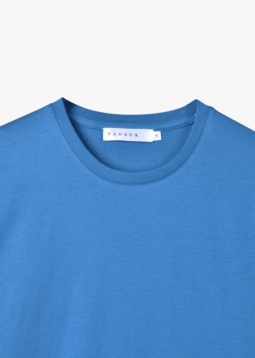 BASIC SLIM-FIT T-SHIRT