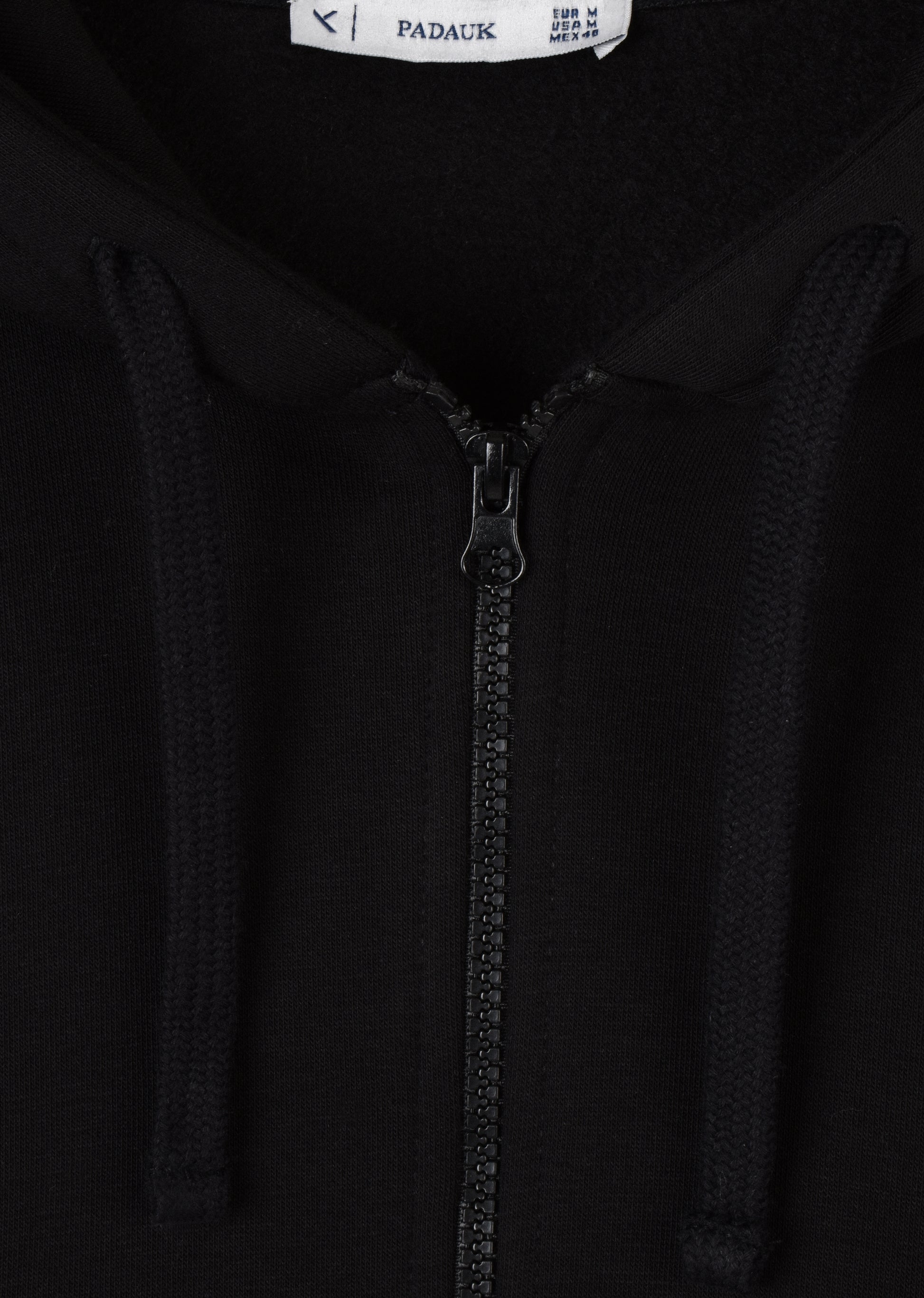 BASIC ZIP-UP HOODIE