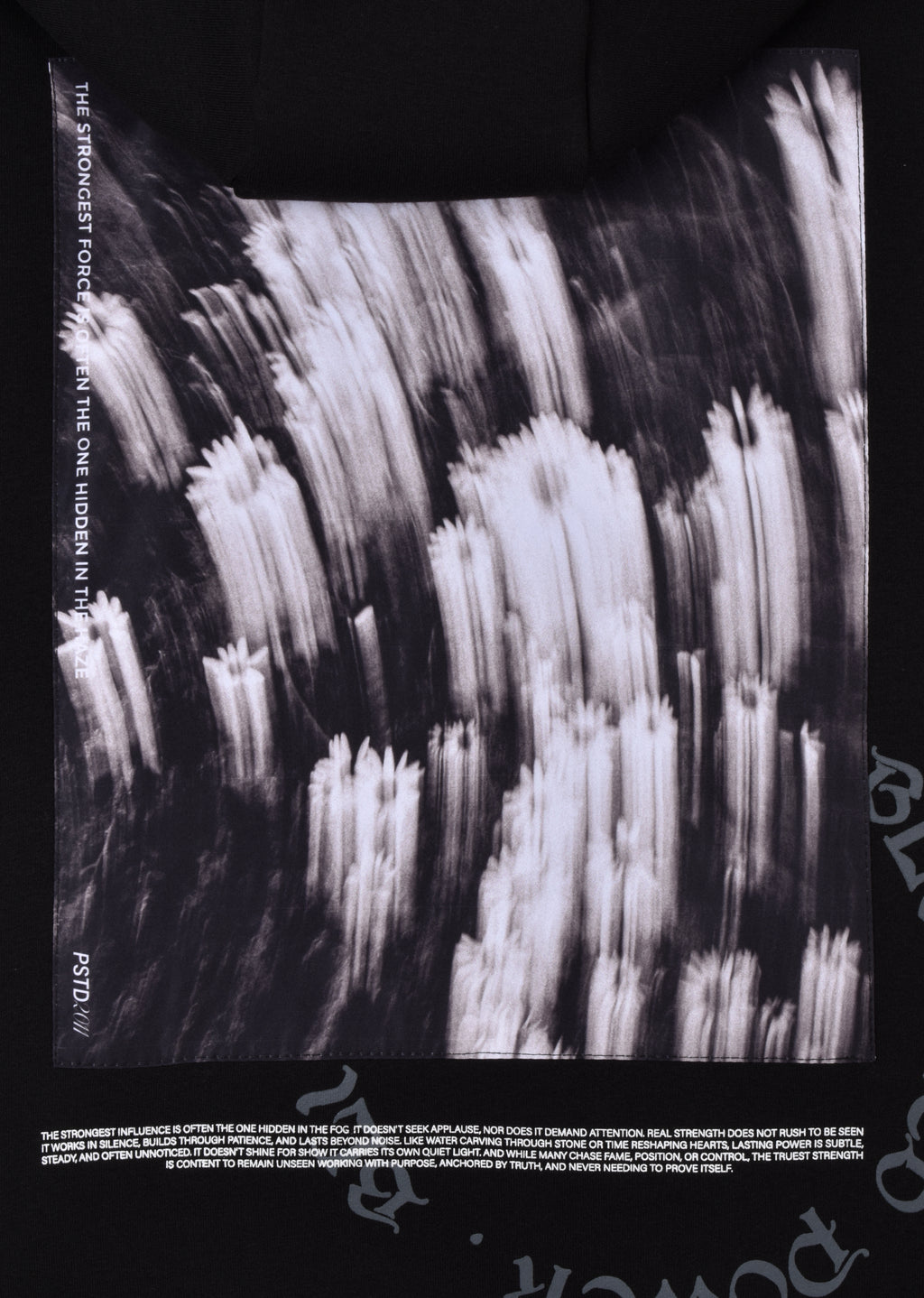 PRINTED PATCH HOODIE