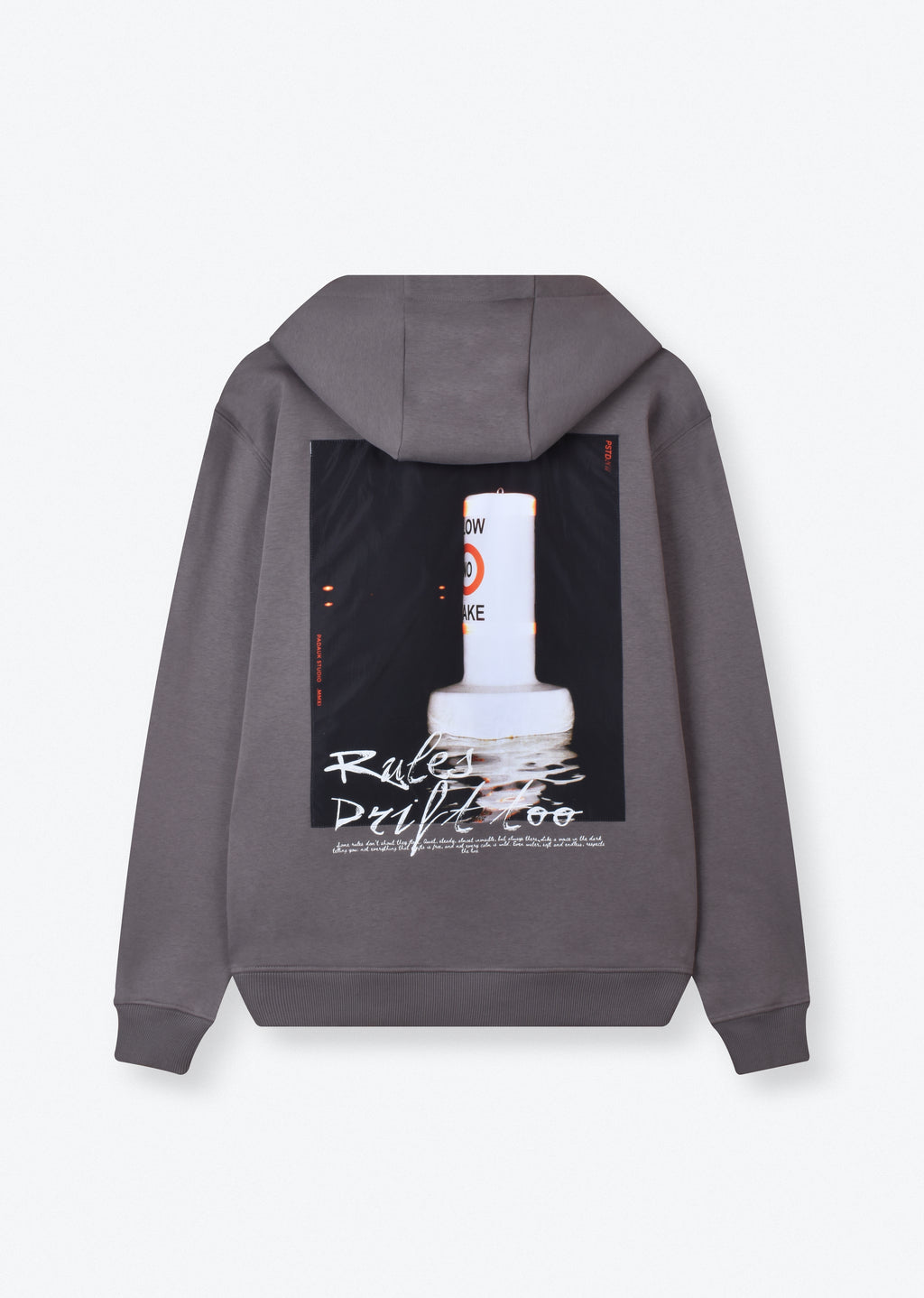 PRINTED PATCH HOODIE