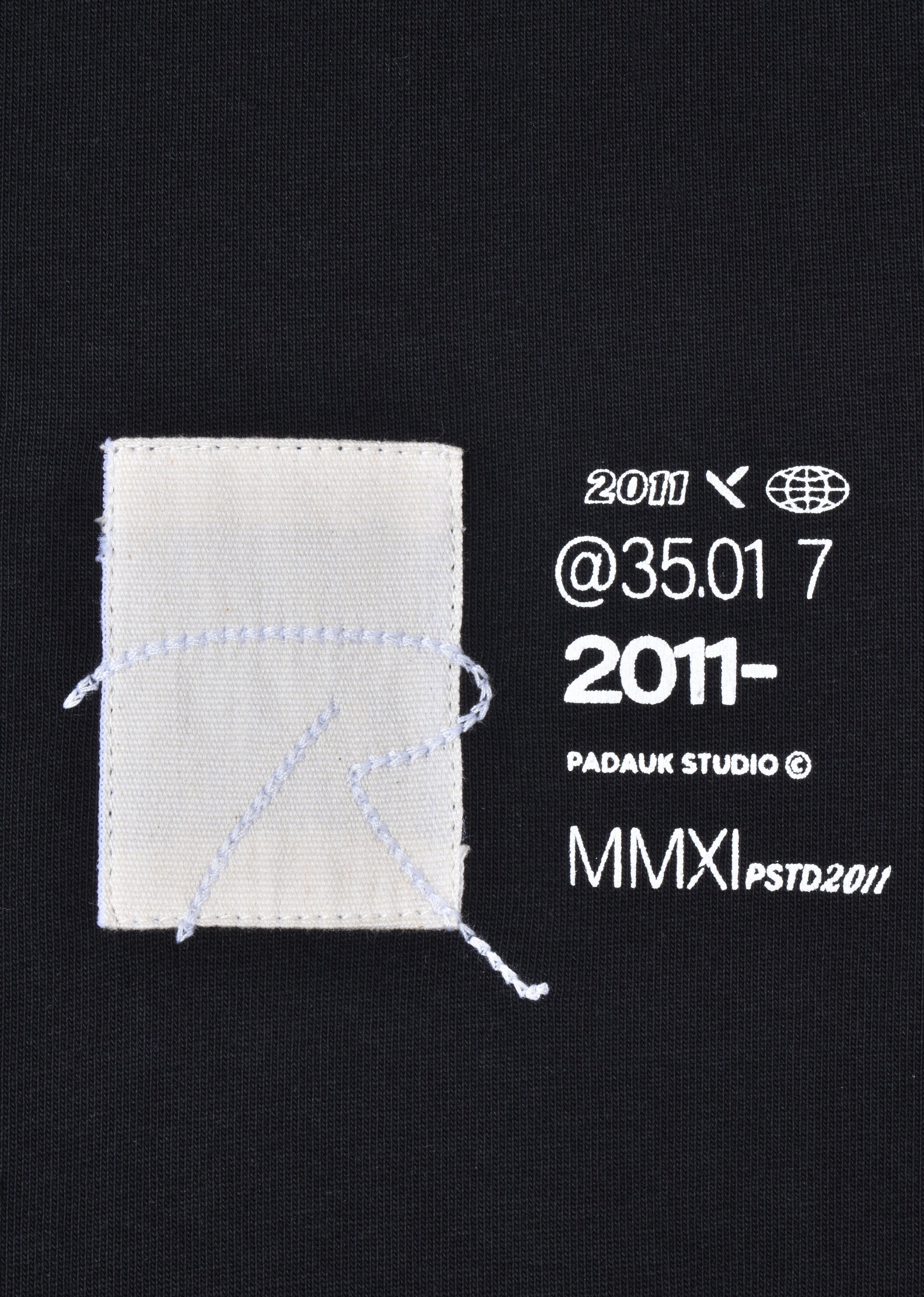 PRINTED PATCH  T-SHIRT