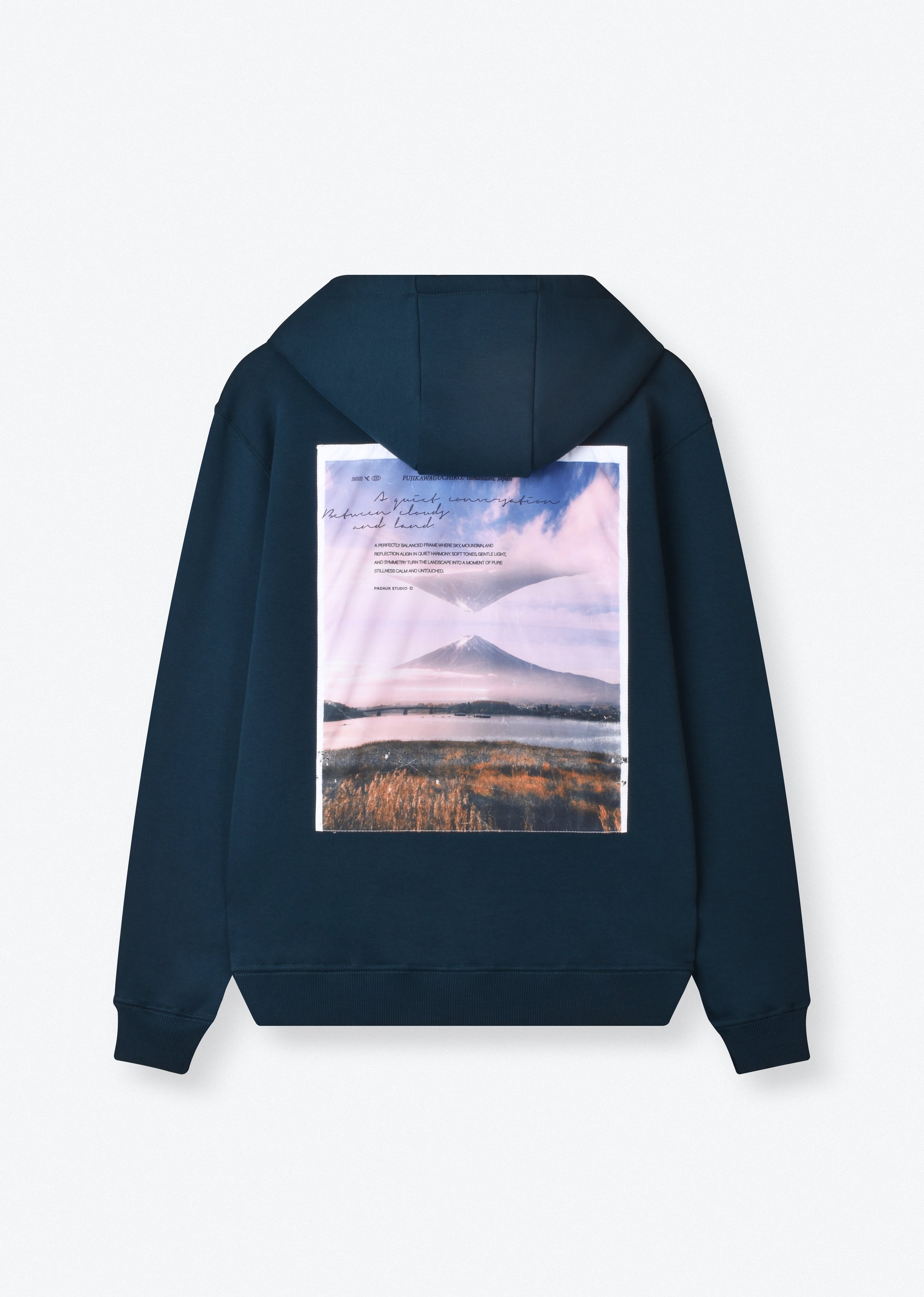 PRINTED PATCH HOODIE