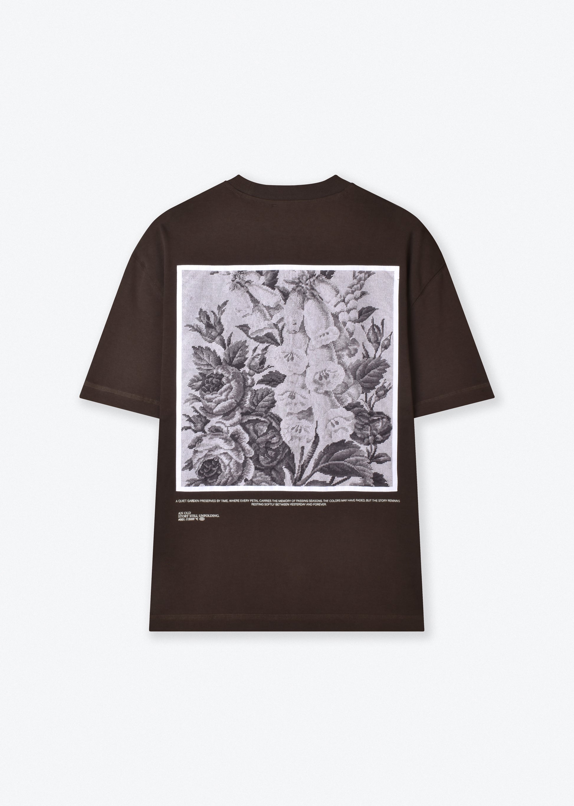 PRINTED PATCH  T-SHIRT