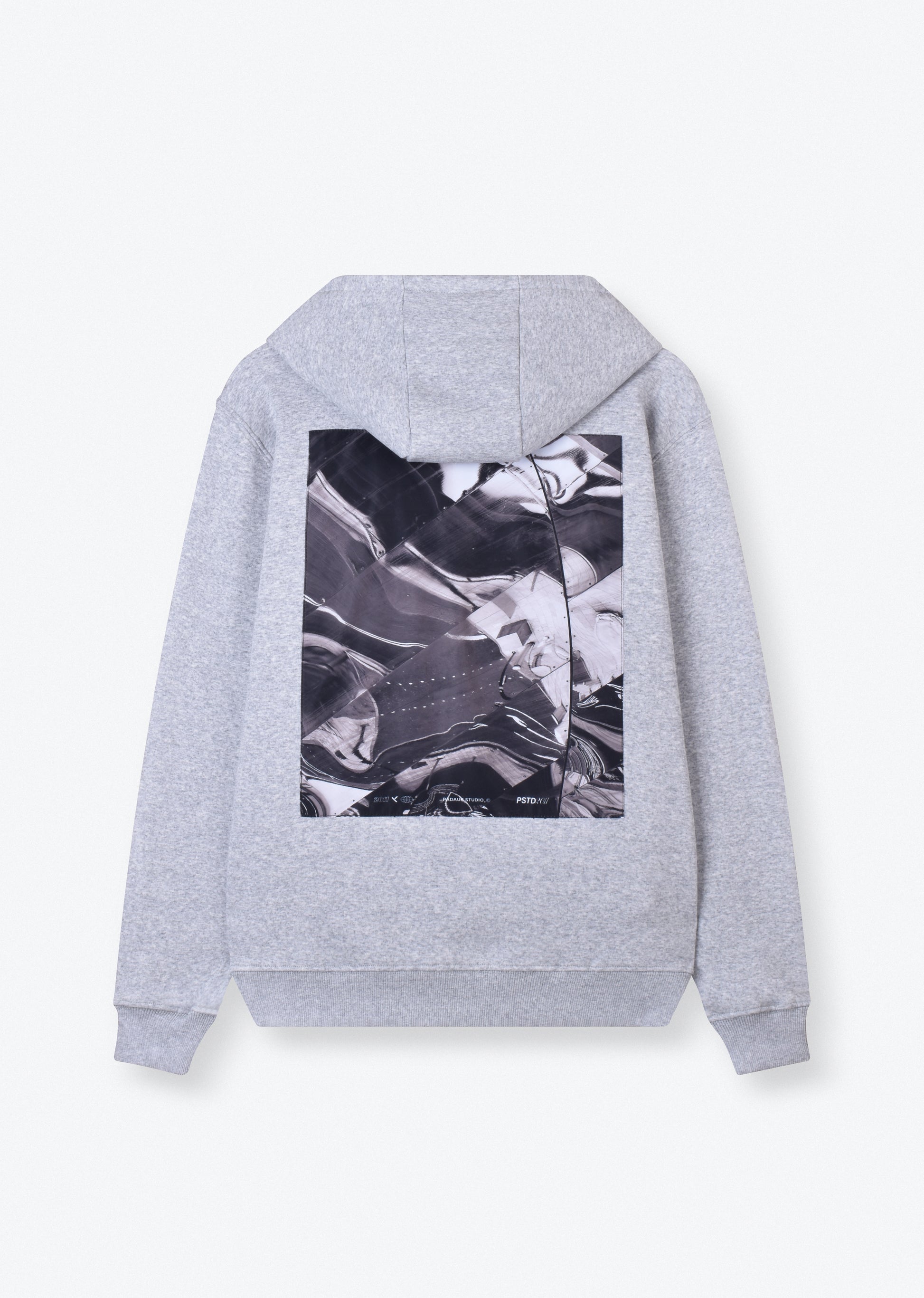 PRINTED PATCH HOODIE