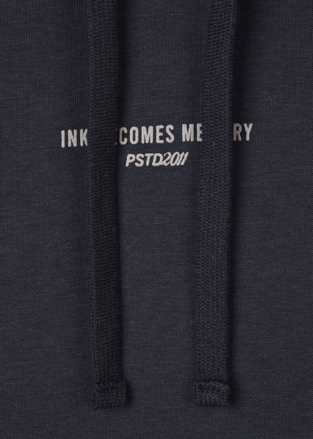 PRINTED PATCH HOODIE