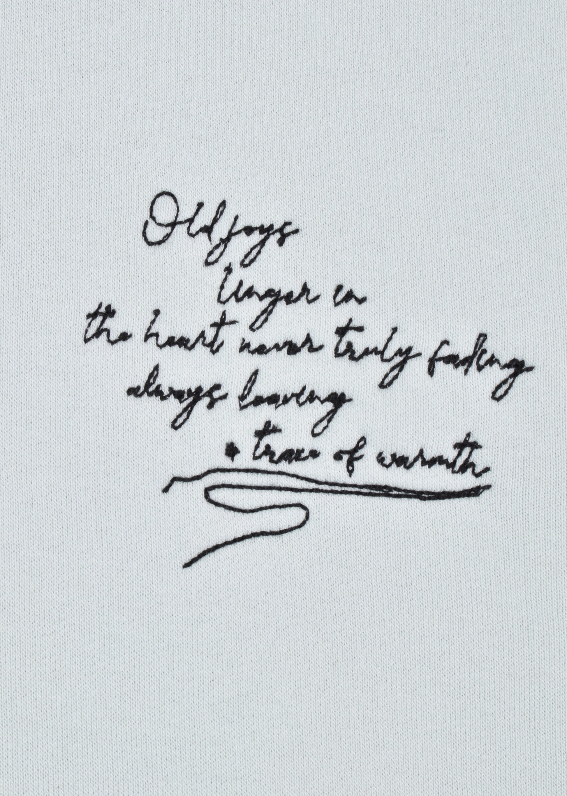 EMBROIDERED OVERSIZE SWEATSHIRT