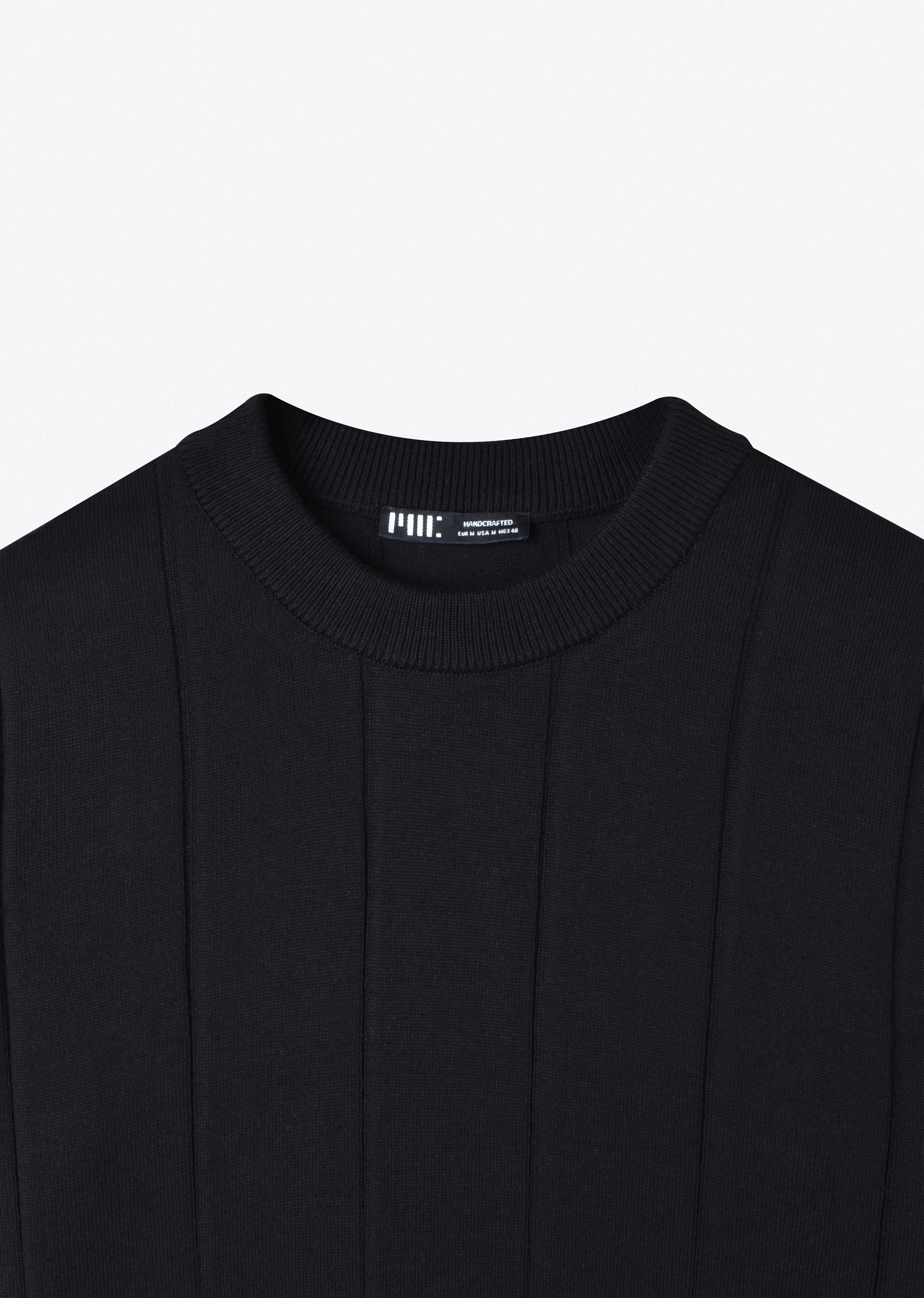 VERTICAL STRIPED KNIT T-SHIRT