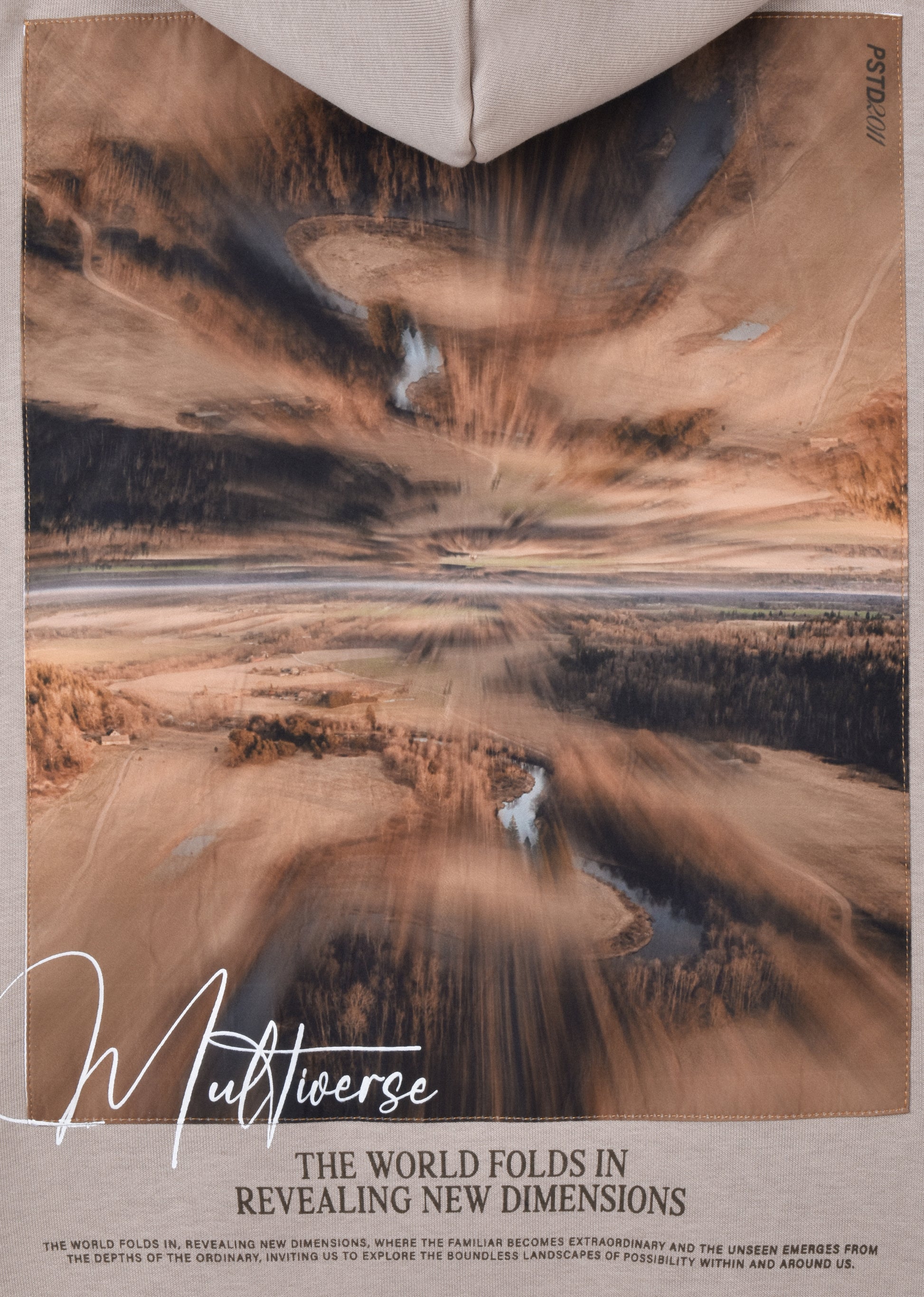 PRINTED PATCH HOODIE