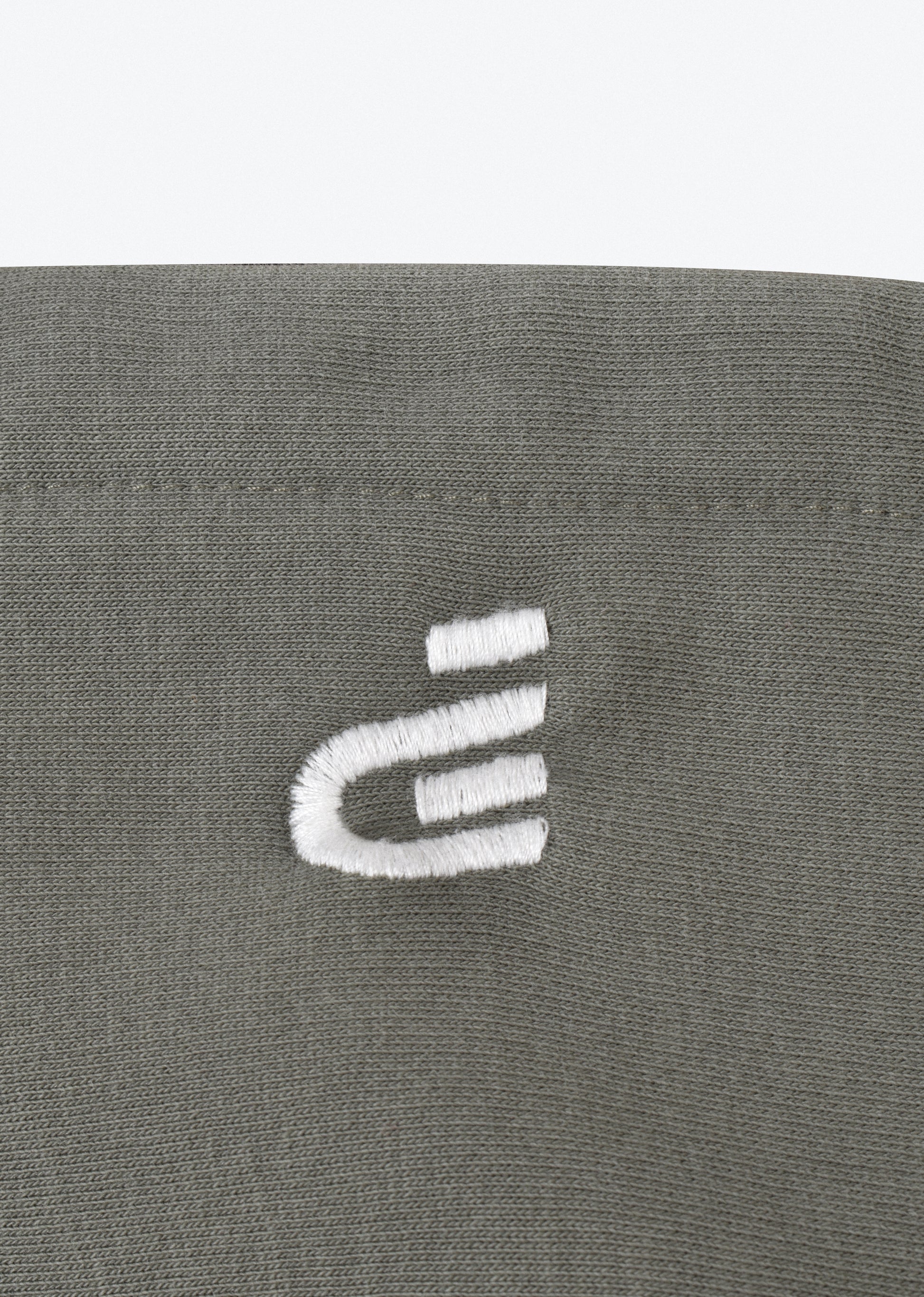 WASHED EMBROIDERED HOODIE