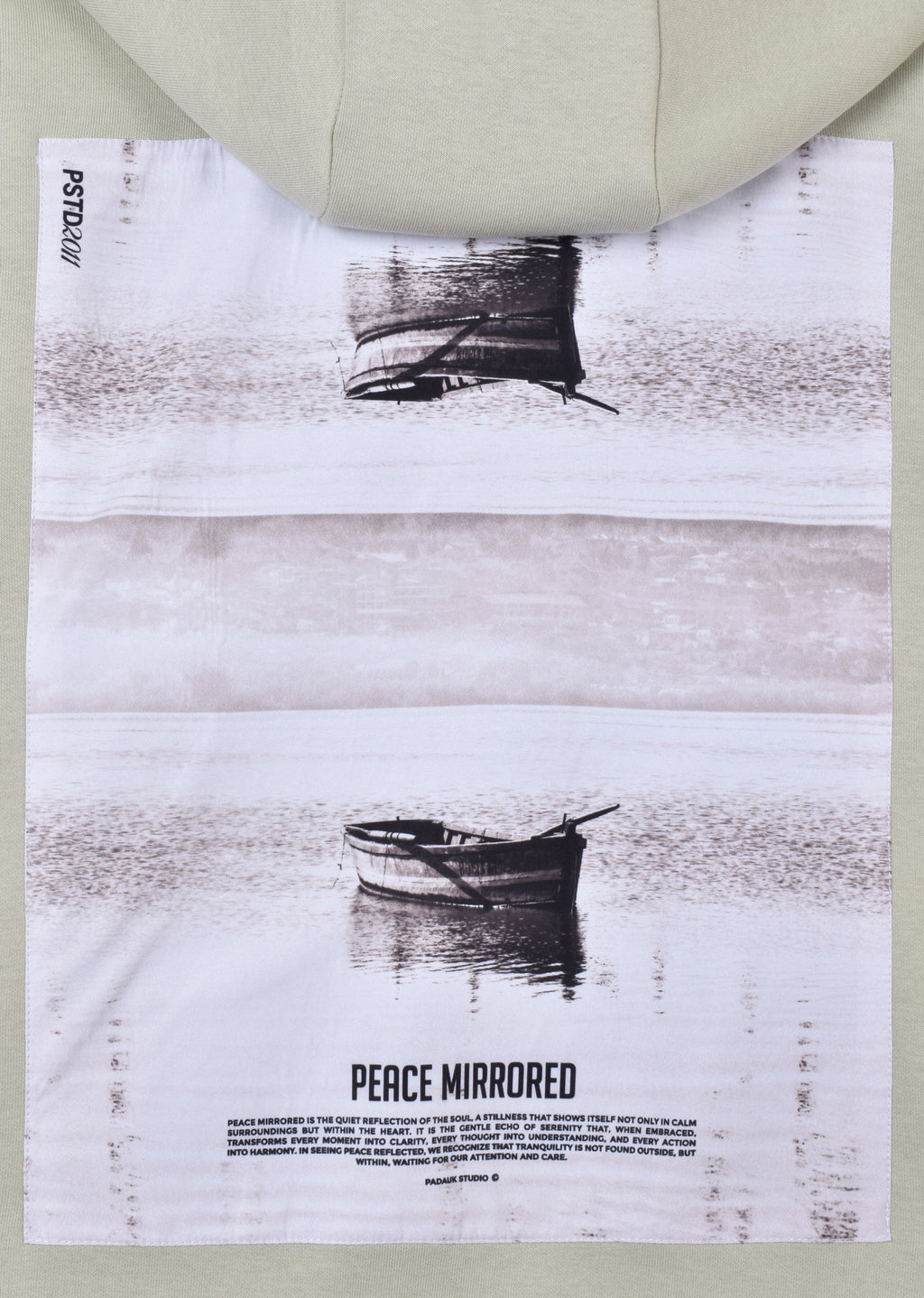 PRINTED PATCH HOODIE