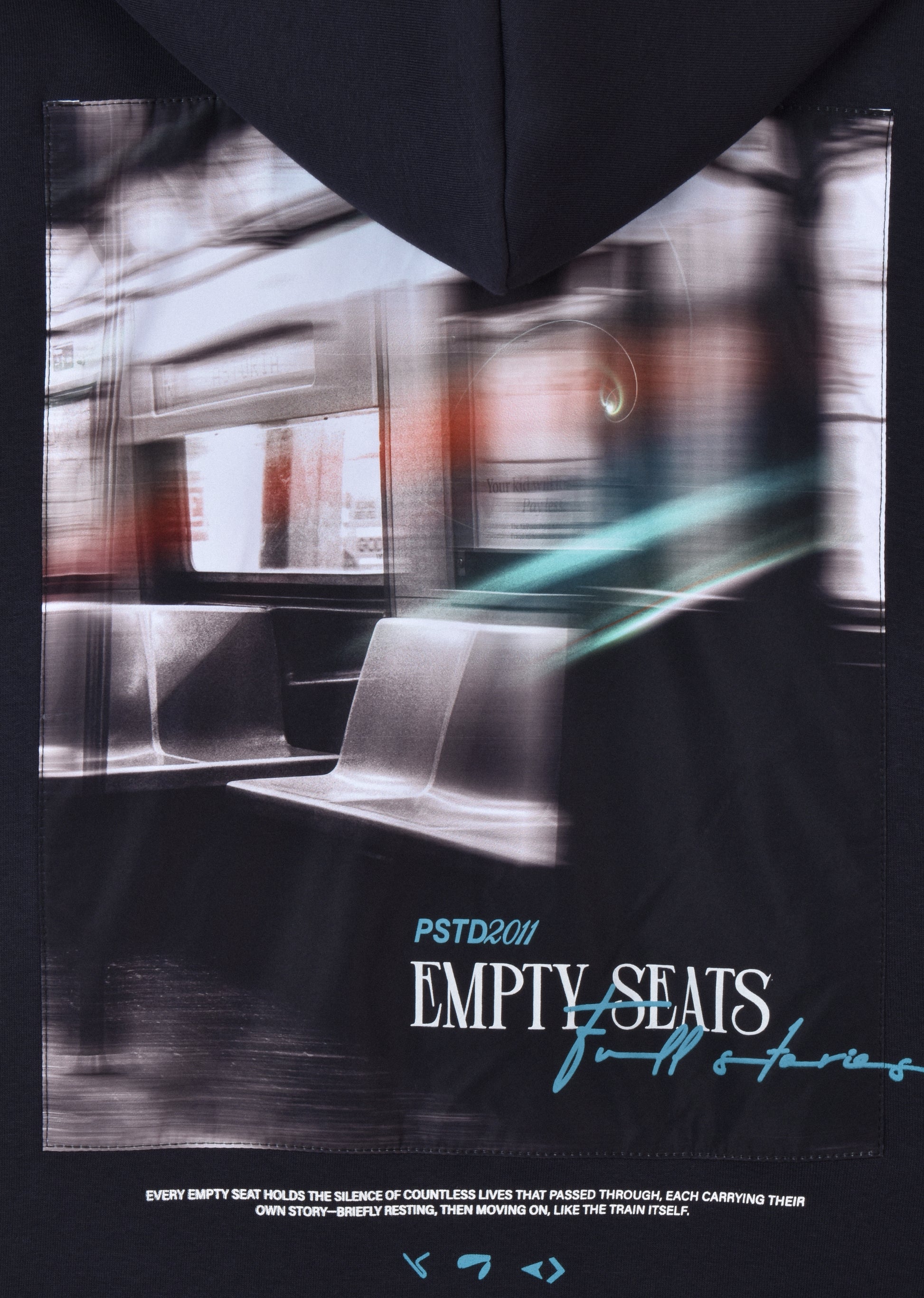 PRINTED PATCH HOODIE