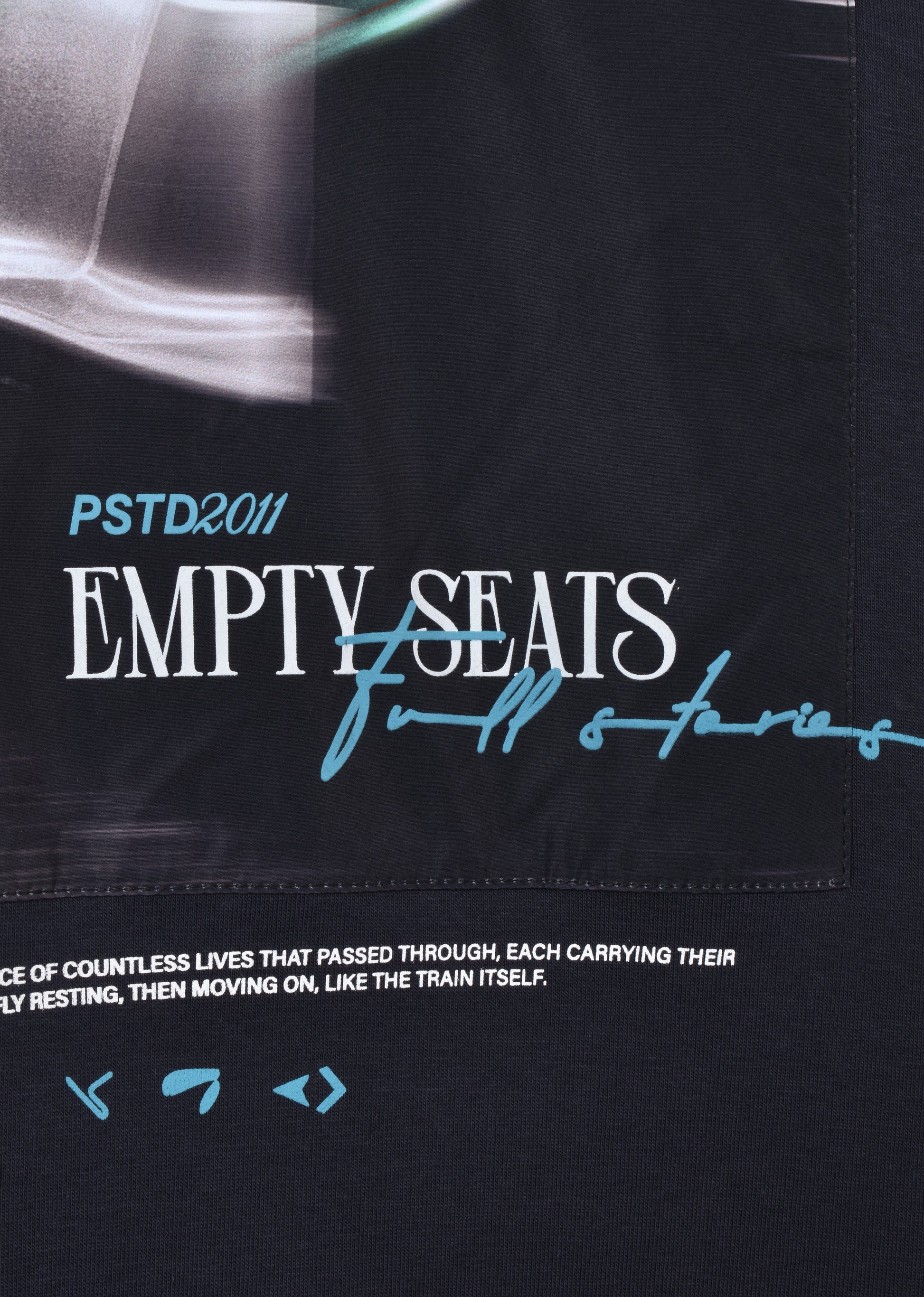 PRINTED PATCH HOODIE