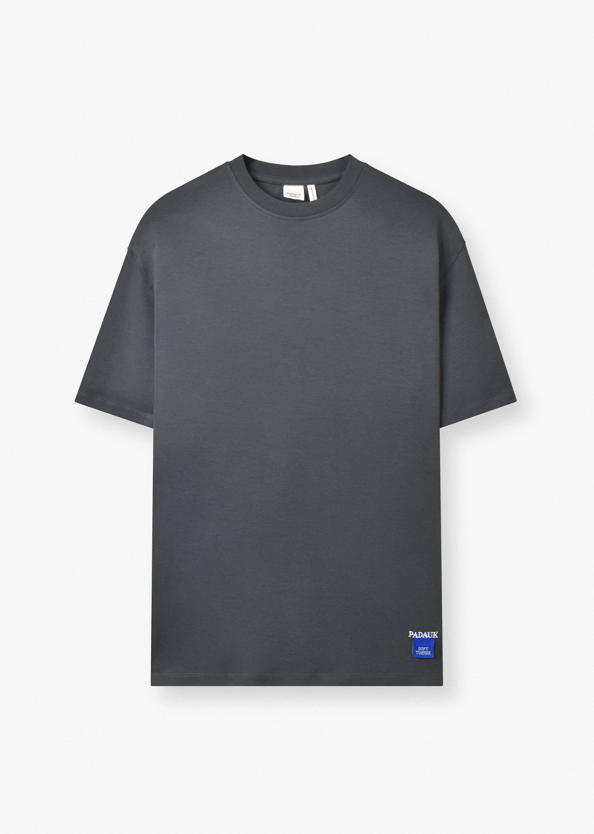 HEAVYWEIGHT LABEL T-SHIRT