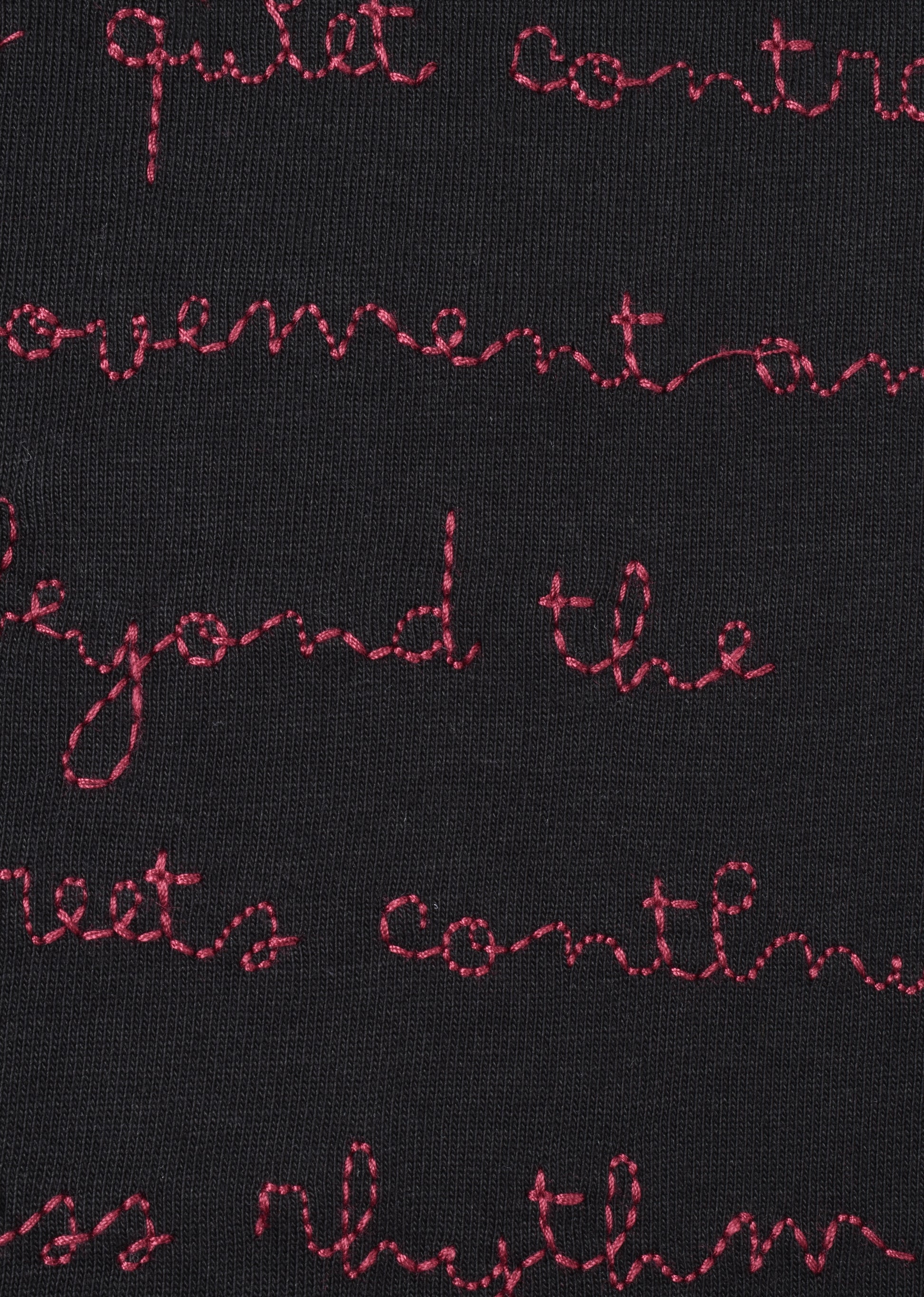 EMBROIDERED BOXY-FIT T-SHIRT