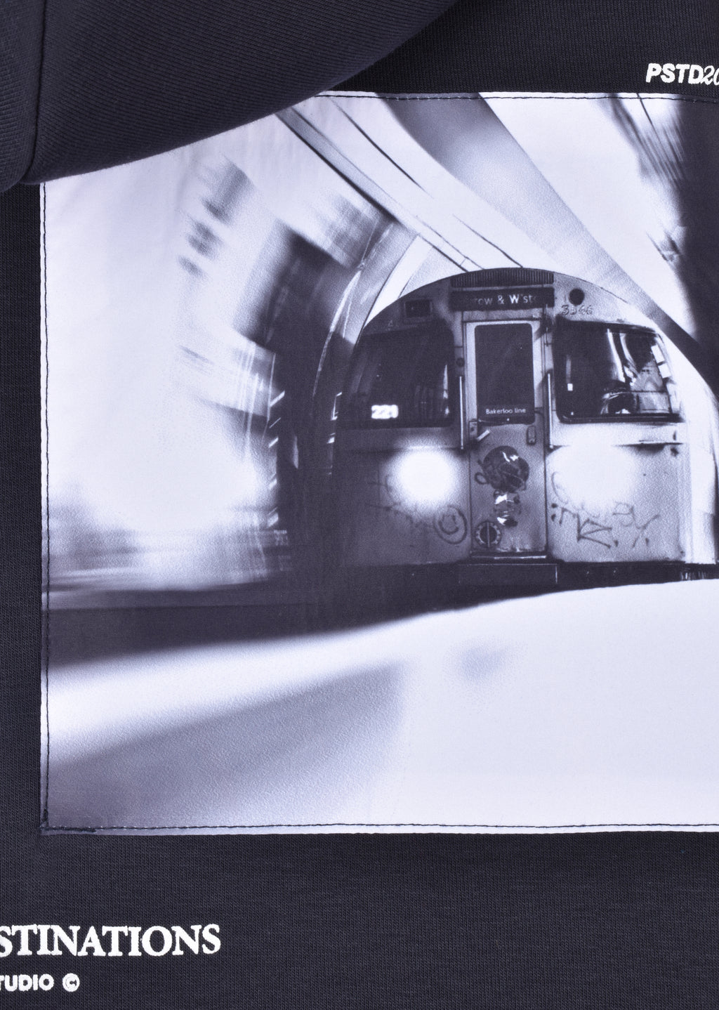 PRINTED PATCH HOODIE