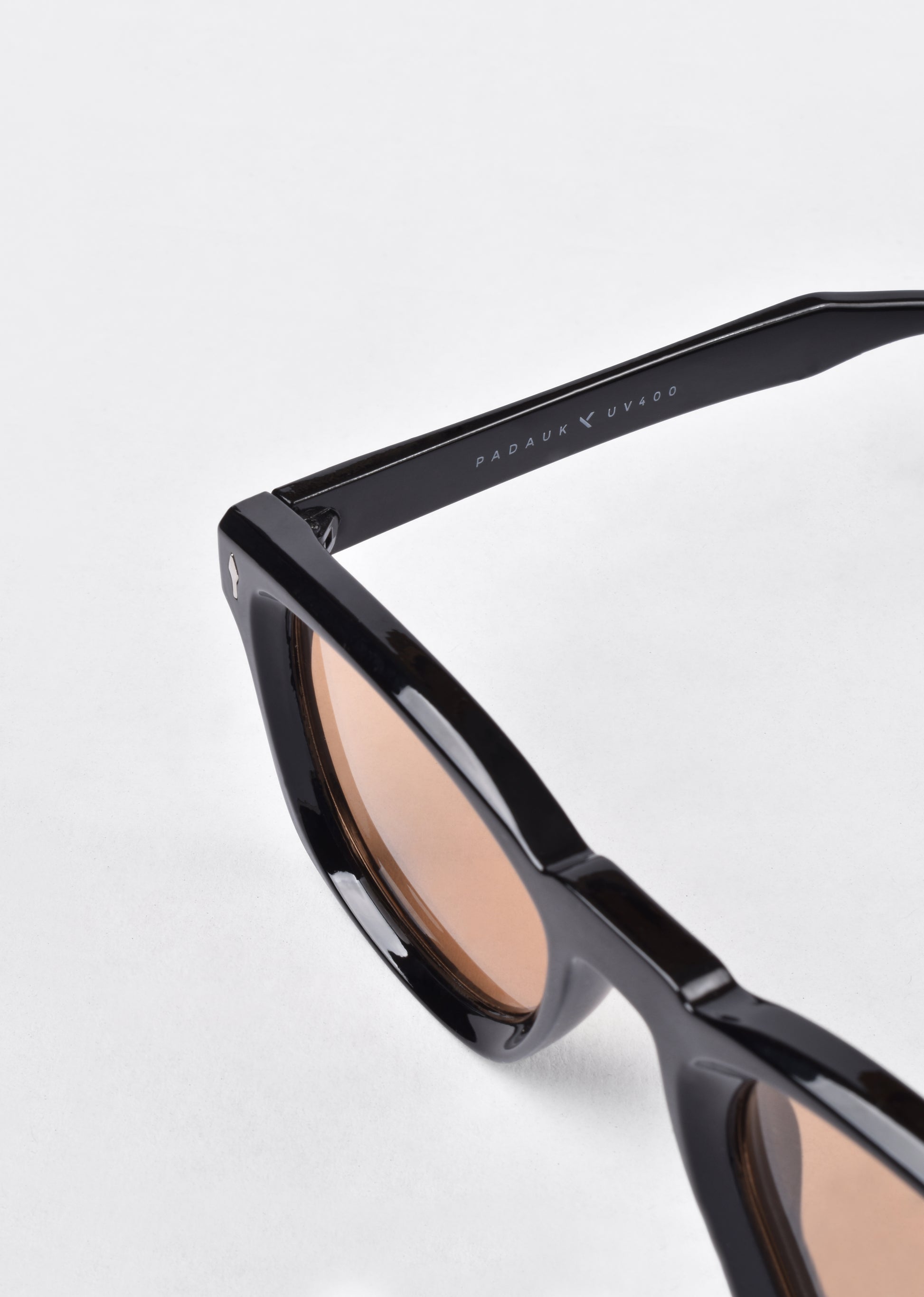 OV BLACK SUNGLASSES