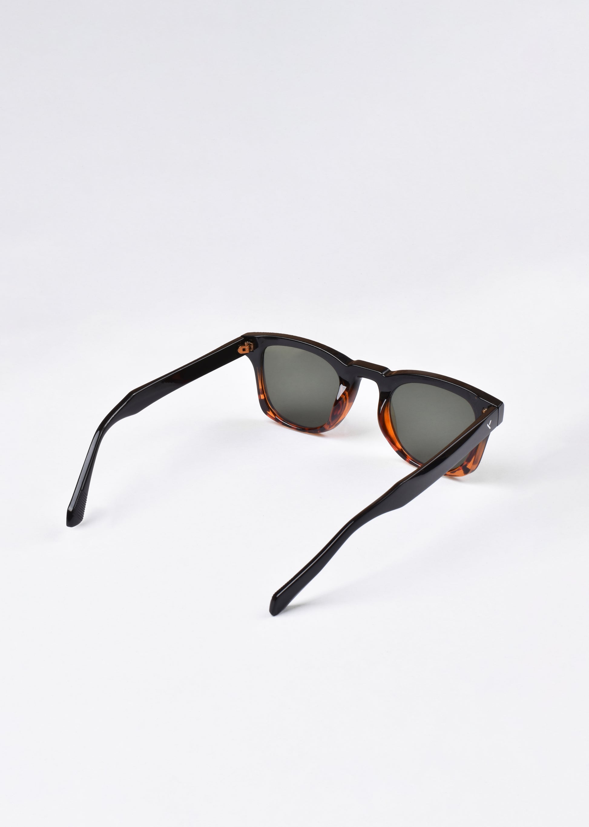 OV TORTOISESHELL SUNGLASSES