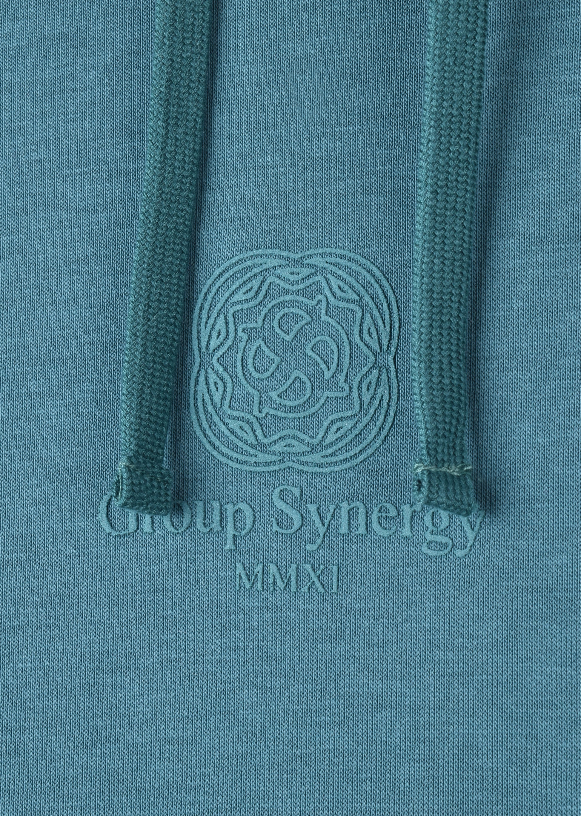RAGLAN SLEEVE HOODIE