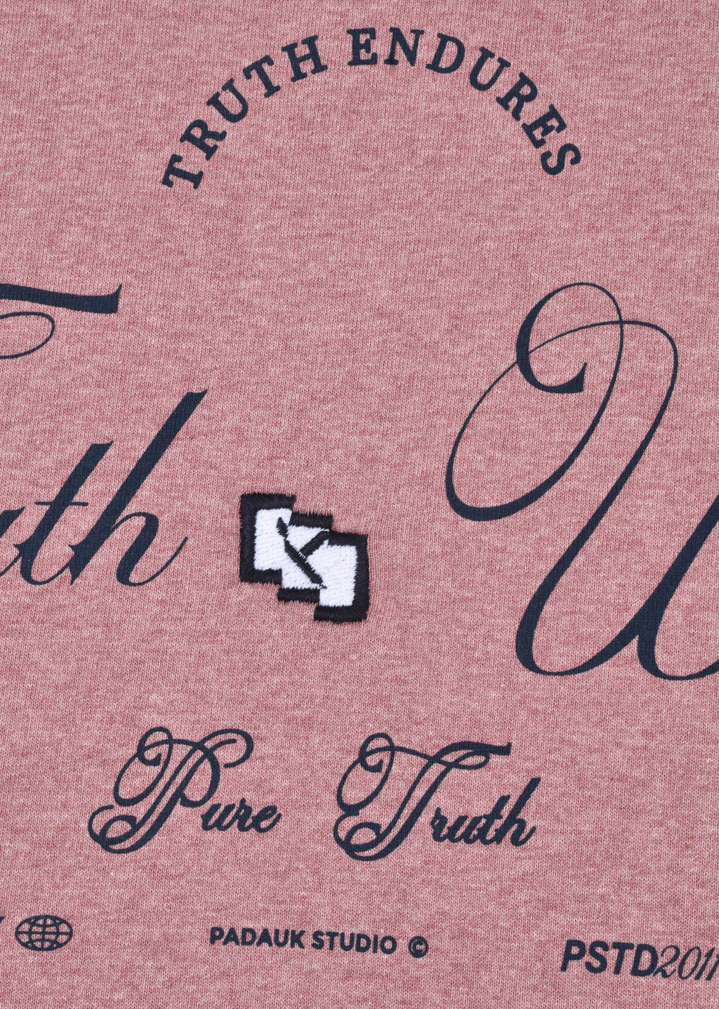 EMBROIDERED BOXY-FIT T-SHIRT