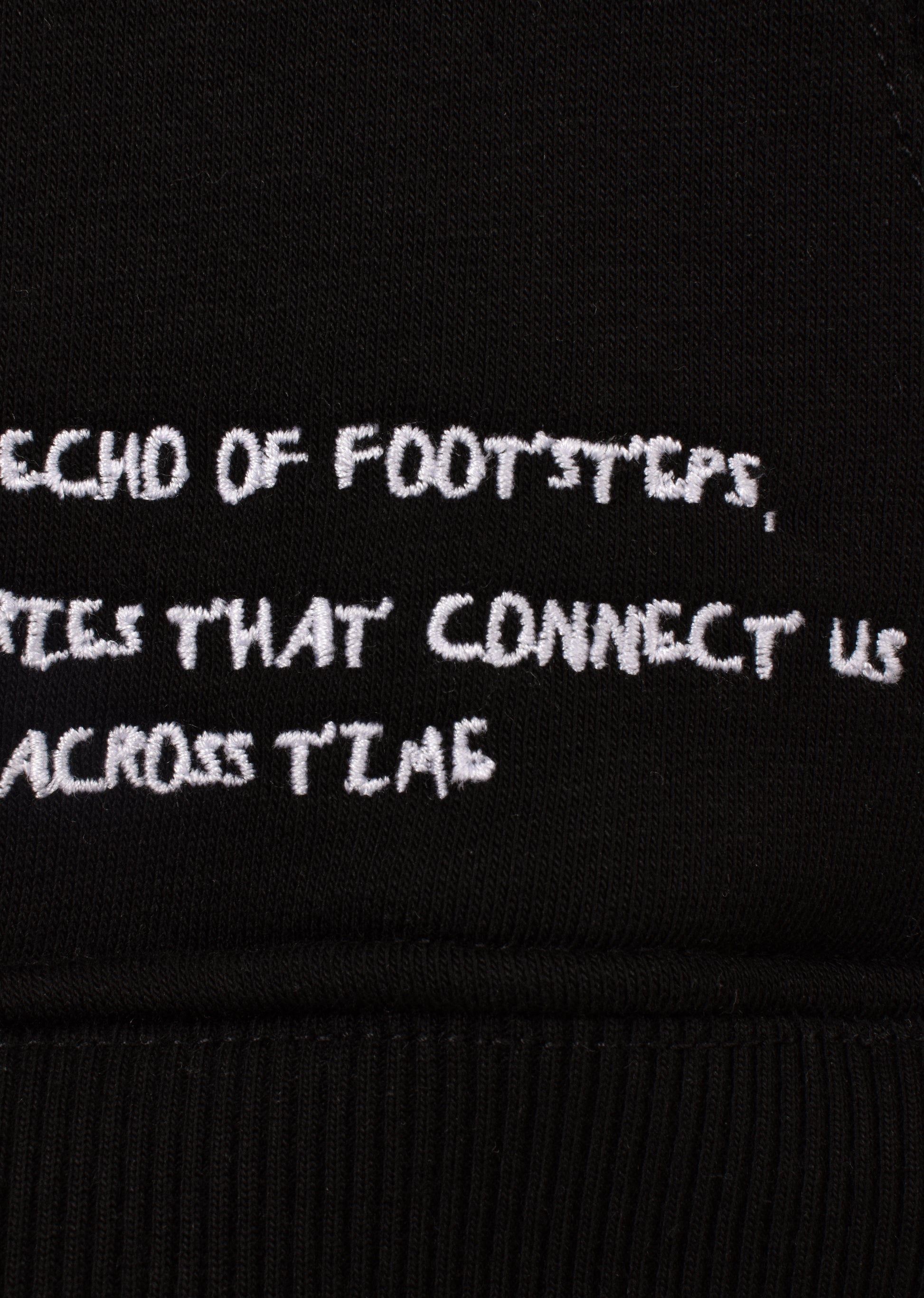 PRINTED PATCH HOODIE