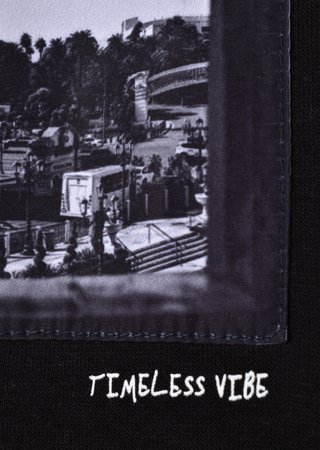 PRINTED PATCH HOODIE