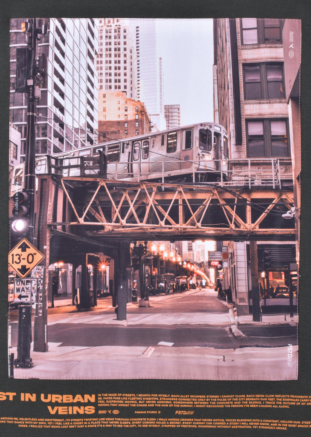 PRINTED PATCH SWEATSHIRT