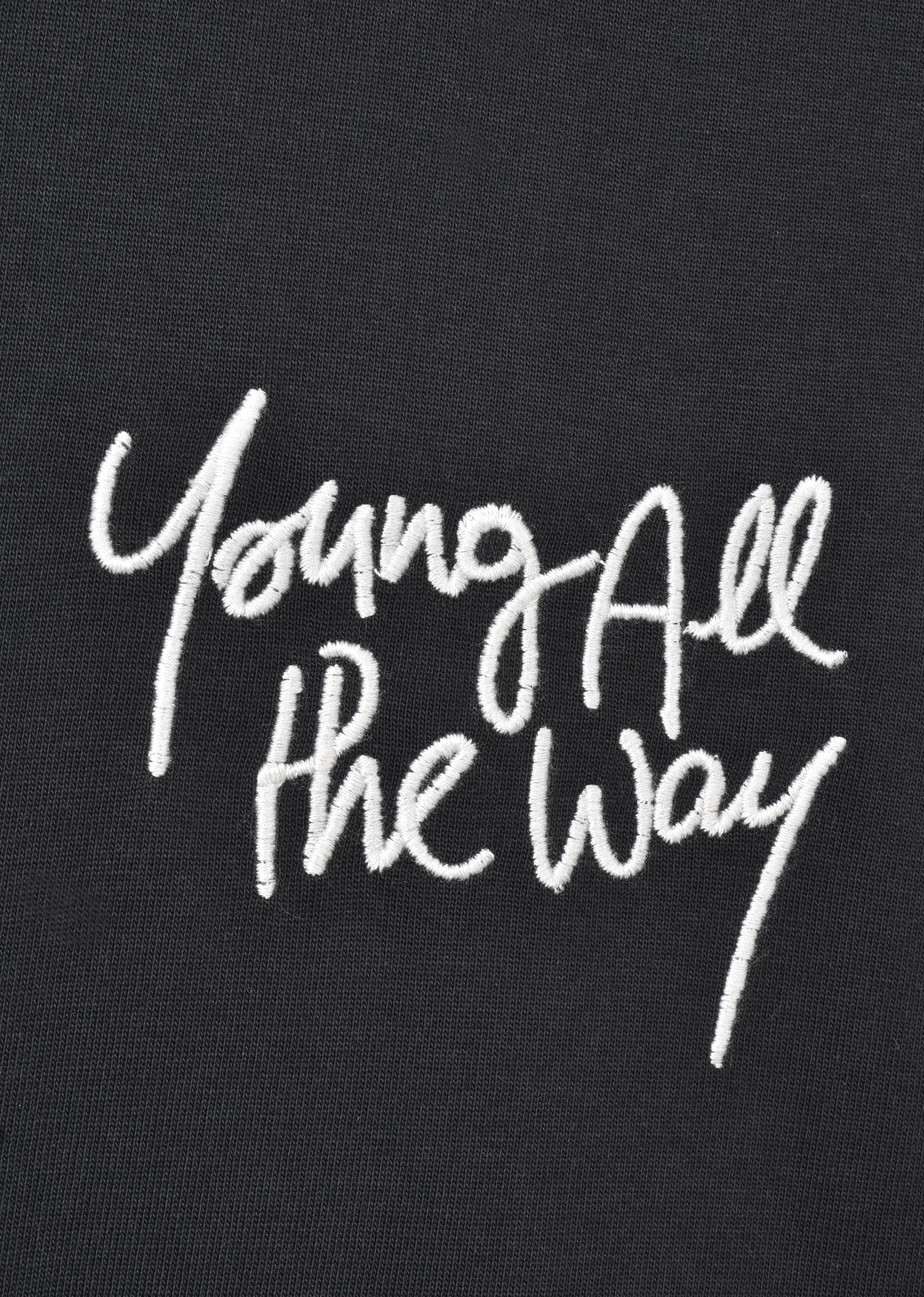 EMBROIDERED OVERSIZE T-SHIRT